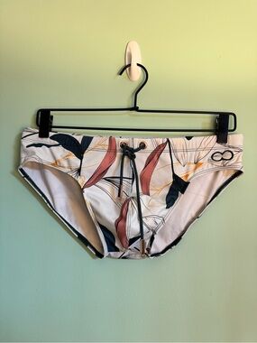 Men's 2EROS V10 Swim Brief in White with Floral Design - Size Large (34-35)